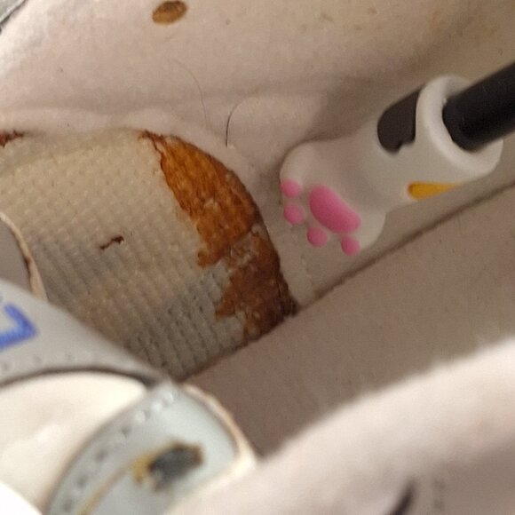 New Balance 407 Womens Walking Shoes Sz 9 Lightweight Cushioned Everyday Sneaker - Picture 15 of 15